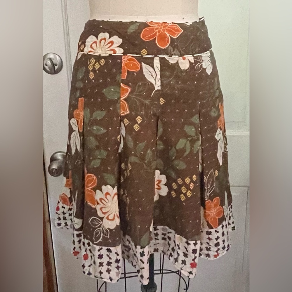 Rampage Y2K Brown Floral A-Line Pleated Skirt